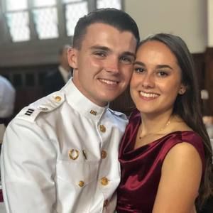 Meet your Posher, Shea